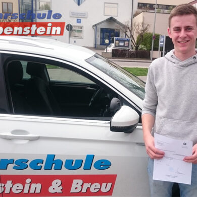 fahrschule-in-bad-endorf-halfing-fuehrerschein-auto-fuehrerschein-lkw-fuehrerschein-motorrad-fuehrerschein