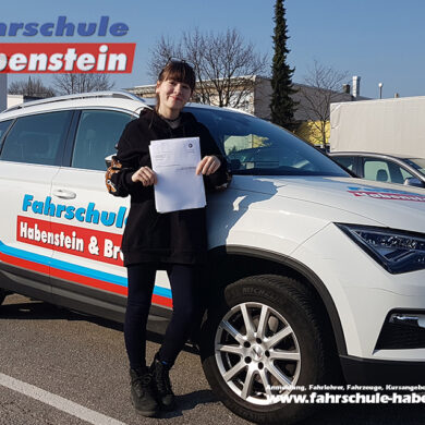fahrschule-in-bad-endorf-halfing-rosenheim-schechen-autofuehrerschein-mit17-schnellkurs