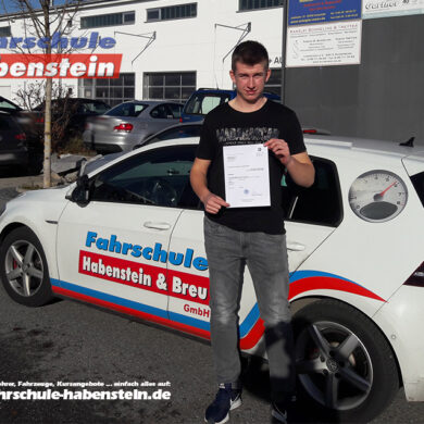 fahrschule-in-rosenheim-anhaengerfuehrerschein-autofuehrerschein-mit-18