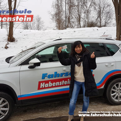 fahrschule-in-rosenheim-auto-fuehrerschein-simulator-fahrsimulator