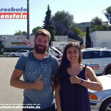 fahrschule-in-rosenheim-autofuehrerschein-fahrsimulator-asf-seminar-aufbauseminar-fuer-fahranfaenger