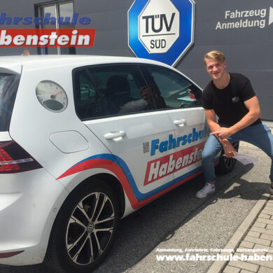 fahrschule-in-rosenheim-autofuehrerschein-fahrsimulator-auffrischungskurs