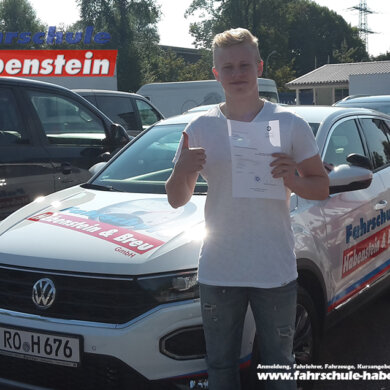 fahrschule-in-rosenheim-autofuehrerschein-mit-17-begleitetes-fahren