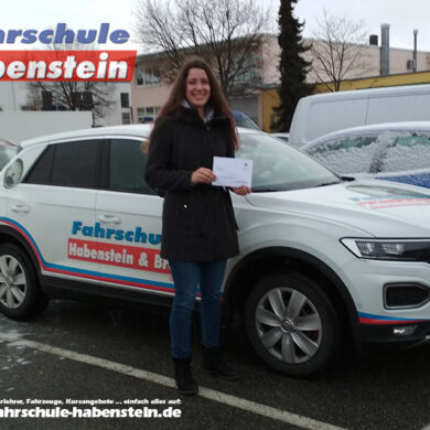 fahrschule-in-rosenheim-autofuehrerschein-mit-17-fahrsimulator