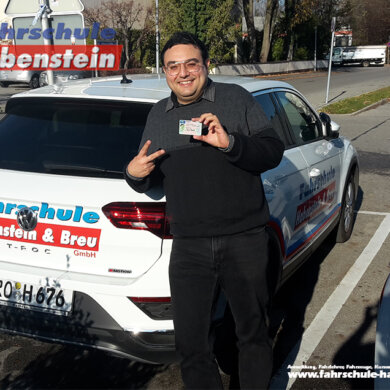 fahrschule-in-rosenheim-autofuehrerschein-motorradfuehrerschein-simulator