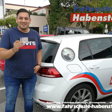 fahrschule-in-rosenheim-autofuehrerschein-schnellkurs-theoriepruefung-in-einer-fremdsprache