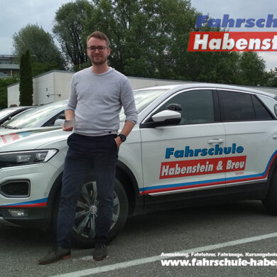fahrschule-in-rosenheim-bad-aibling-kolbermoor-bruckmuehl-heufeld-auto-fuehrerschein-mit-17-auto-fahren-lernen