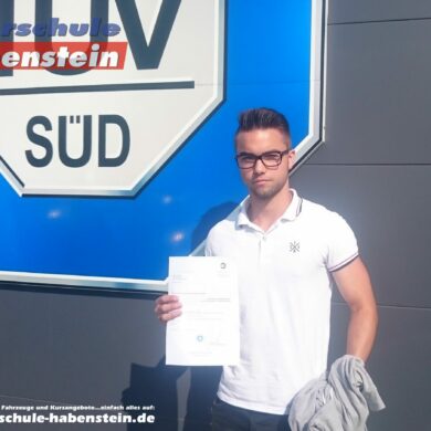 fahrschule-in-rosenheim-bad-aibling-kolbermoor-schechen-auto-fuehrerschein-arabisch-umschreiber