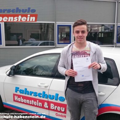 fahrschule-in-rosenheim-bad-aibling-kolbermoor-tuntenhausen-bad-feilnbach-auto-fuehrerschein-fuehrerschein-mit-17