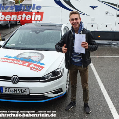 fahrschule-in-rosenheim-bad-aibling-vogtareuth-schechen-autofuehrerschein-mit-17-schnellkurs