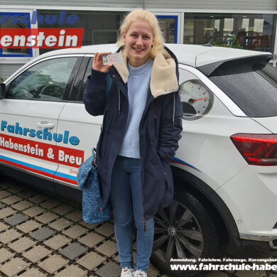 fahrschule-in-rosenheim-bildungsgutschein-azav-zertifizierung-dekra