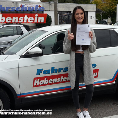 fahrschule-in-rosenheim-fahrsimulator-autofahren-auto-fahren-lernen-fuehrerschein-in-rosenheim
