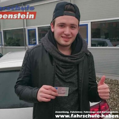 fahrschule-in-rosenheim-fahrsimulator-intensivtraining-aranisch