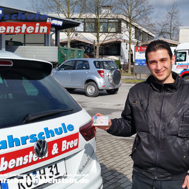 fahrschule-in-rosenheim-lkw-fuehrerschein-bildungsgutschein-motorrad-fuehrerschein