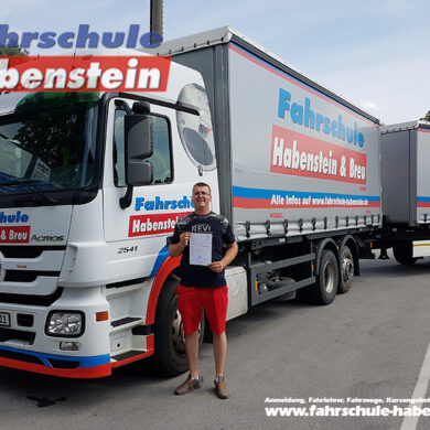 fahrschule-in-rosenheim-lkw-fuehrerschein-mit-18-bildungsgutschein-azav-beschleunigte-grundqualifikation