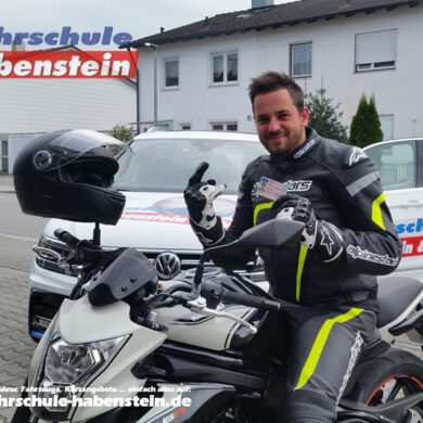 fahrschule-in-rosenheim-motorradfuehrerschein-a2-a1-a-am-mofa-a-unbeschraenkt-mit-21