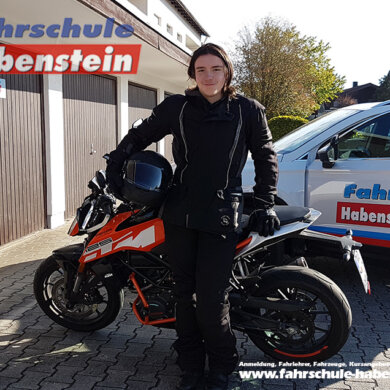fahrschule-in-rosenheim-motorradfuehrerschein-autofuehrerschein