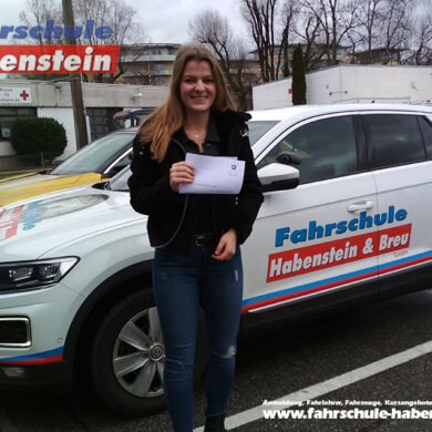 fahrschule-in-rosenheim-motorradfuehrerschein-autofuehrerschein-fahrsimulator-lkw-fuehrerschein