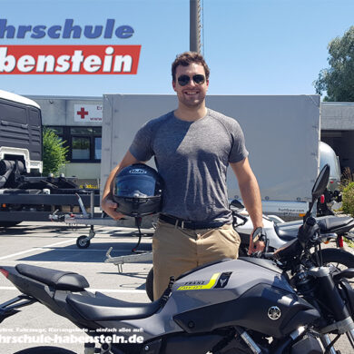 fahrschule-in-rosenheim-motorradfuehrerschein-klasse-a-