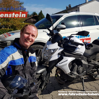 fahrschule-in-rosenheim-motorradfuehrerschein-mit-24