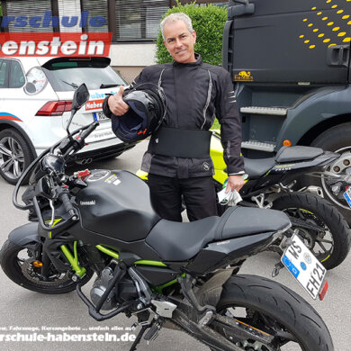 fahrschule-in-rosenheim-motorradfuehrerschein-mit-24-stufenaufstieg