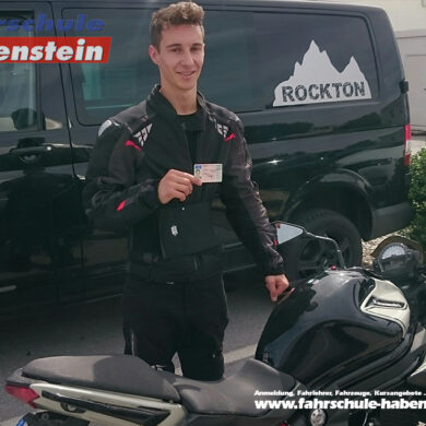 fahrschule-in-rosenheim-motorradfuehrerschein-stufenfuehrerschein-unbeschraenkt-mit-20