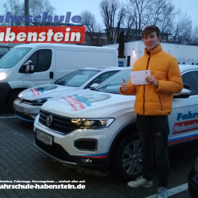 fahrschule-in-rosenheim-schechen-vogtareuth-autofuehrerschein-fahrsimulator-simulator-anhaenger