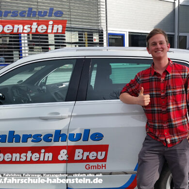 fahrschule-in-rosenheim-schlossberg-stephanskirchen-motorrad-fuehrerschein-lkw-fuehrerschein-zertifizierte-fahrschule-in-rosenheim