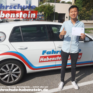 fahrschule-in-rosenheim-und-umgebung-fahrsimulator-auto-fahren-lernen-schnell-und-einfach