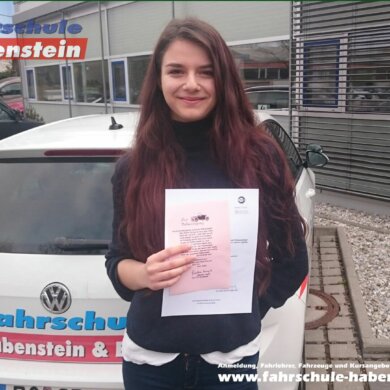 fahrschule-in-rosenheim-und-umgebung-fahrsimulator-simulator-schnell-fuehrerschein-auto-fuehrerschein-lkw-module