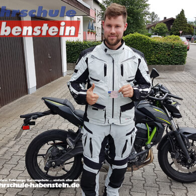 fahrschule-in-rosenheim-vogtareuth-autofuehrerschein-motorradfuehrerschein-lkw-fuehrerschein-motorradfuehrerschein-kawasaki