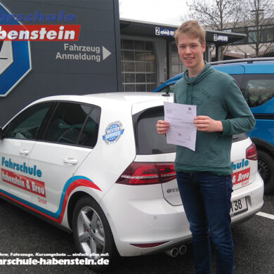 fahrschule-in-rosenheim-vogtareuth-schechen-auto-fuehrerschein-motorrad-fuehrerschein-lkw-fuehrerschein