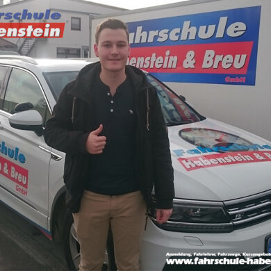 fahrschule-in-rosenheim-vogtareuth-schechen-autofuehrerschein-motorradfuehrerschein-lkwfuehrerscheinvv