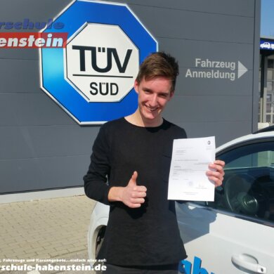 fahrschule-in-vogtareuth-rosenheim-ferienkurs-schnell-kurs-schneller-fuehrerschein-auto-motorrad-lkw-lastwagen