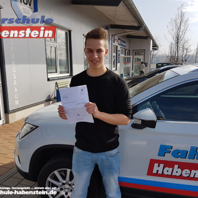 fahrschule-in-wasserburg-amerang-halfing-bad-endorf-griesstaett-vogtareuth-und-umgebung-autofuehrerschein-mit-17-automatikfuehrerschein