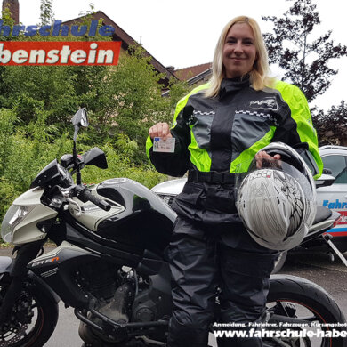 fahrschule-in-wasserburg-amerang-motorrad-fuehrerschein-mit-24-kawasaki-schnellkurs