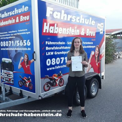 fahrschule-in-wasserburg-anhaengerfuehrerschein-mit-17-be-pferdeanhaenger