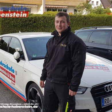 fahrschule-in-wasserburg-bad-endorf-amerang-motorradfuehrerschein-traktorfuehrerschein-mit-16-anhaenger