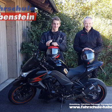 fahrschule-in-wasserburg-griesstaett-amerang-motorradfuehrerschein-kawasaki-motorrad-motorraeder-