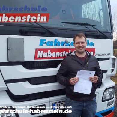 fahrschule-in-wasserburg-lkw-fuehrerschein-zertifizierte-fahrschule-azav-grundqualifikation