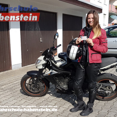 fahrschule-in-wasserburg-motorrad-fuehrerschein-motorrad-fahren-mit-16-mit18