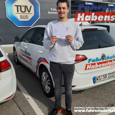 fhrerschein-ausbildung-mit-17-fahrlerhreranwrter-wiedererteilung-fhrerschein