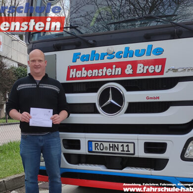 Herzlichen Glückwunsch zur bestandenen Führerscheinprüfung lieber Alois!