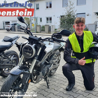 Herzlichen Glückwunsch zur bestandenen Führerscheinprüfung lieber Patrick!