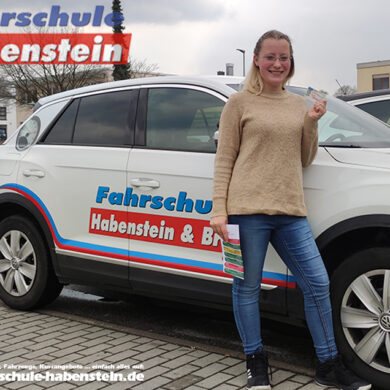 Herzlichen Glückwunsch zur bestandenen Prüfung liebe Lea!