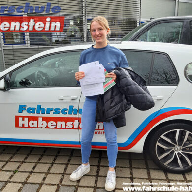 Herzlichen Glückwunsch zur bestandenen Prüfung liebe Pauline! Fahrschule Habenstein und Breu GmbH