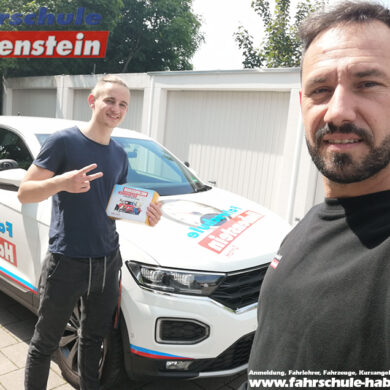 Herzlichen Glückwunsch zur bestandenen Prüfung lieber Fabian! Fahrschule Habenstein und Breu GmbH