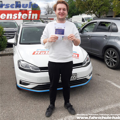 Herzlichen Glückwunsch zur bestandenen Prüfung lieber Florian!