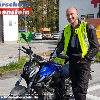Herzlichen Glückwunsch zur bestandenen Prüfung lieber Jonathan!